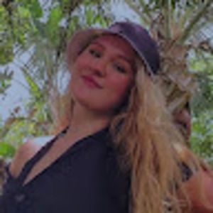 Meet your Posher, Jenae